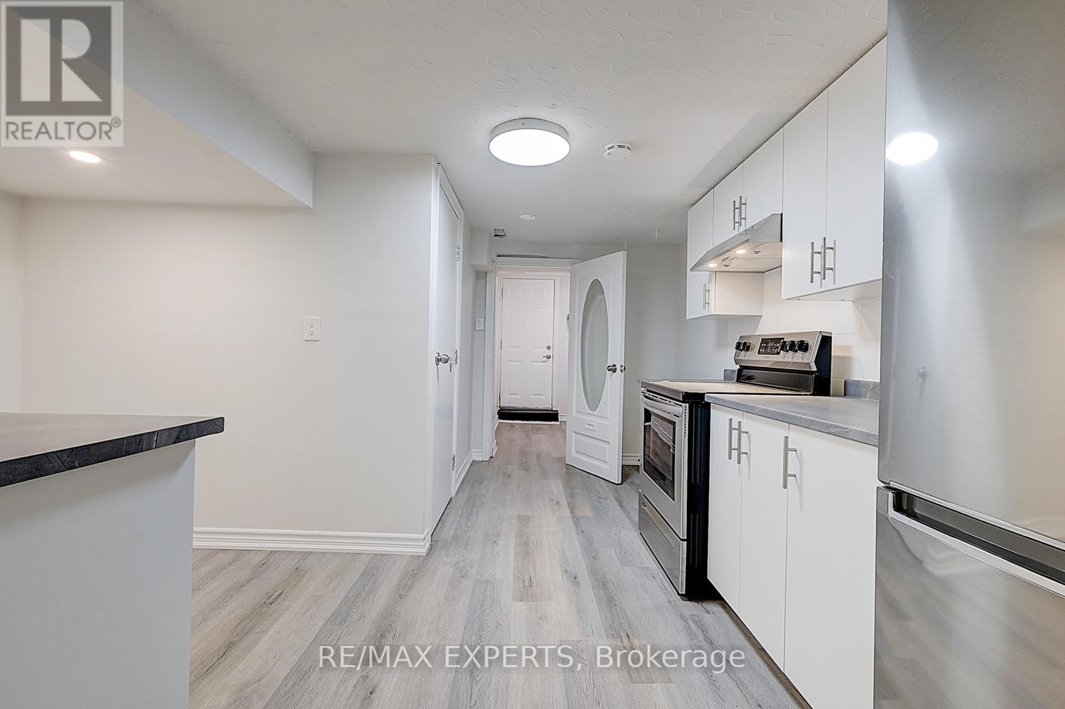 Bsmt - 57 St Clair Gardens, Toronto, Ontario  M6E 3V6 - Photo 7 - W12558990