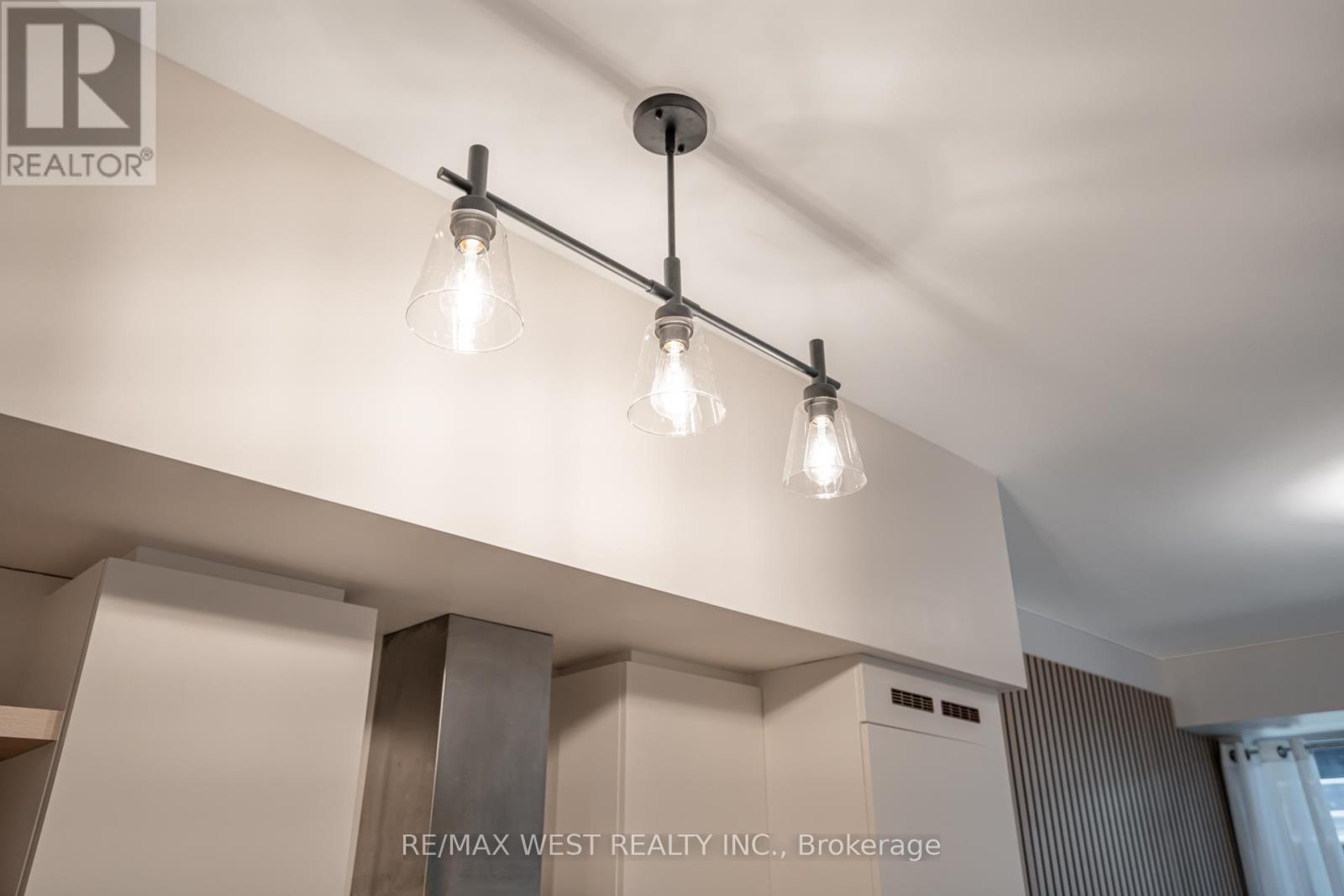 431 - 1030 King Street W, Toronto, Ontario  M6K 3N3 - Photo 8 - C12516564