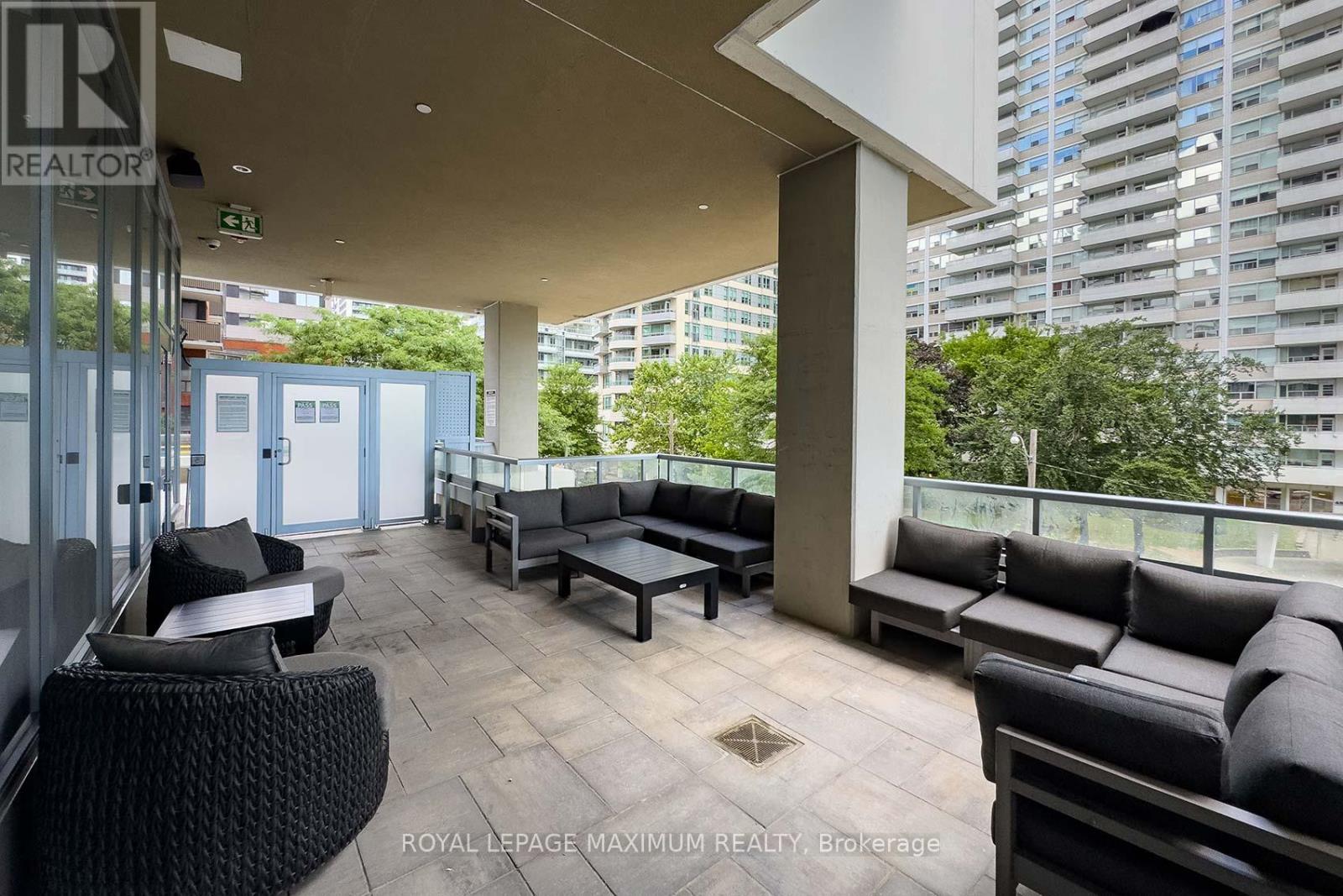 1018 - 50 Dunfield Avenue, Toronto, Ontario  M4S 3A4 - Photo 29 - C12558136