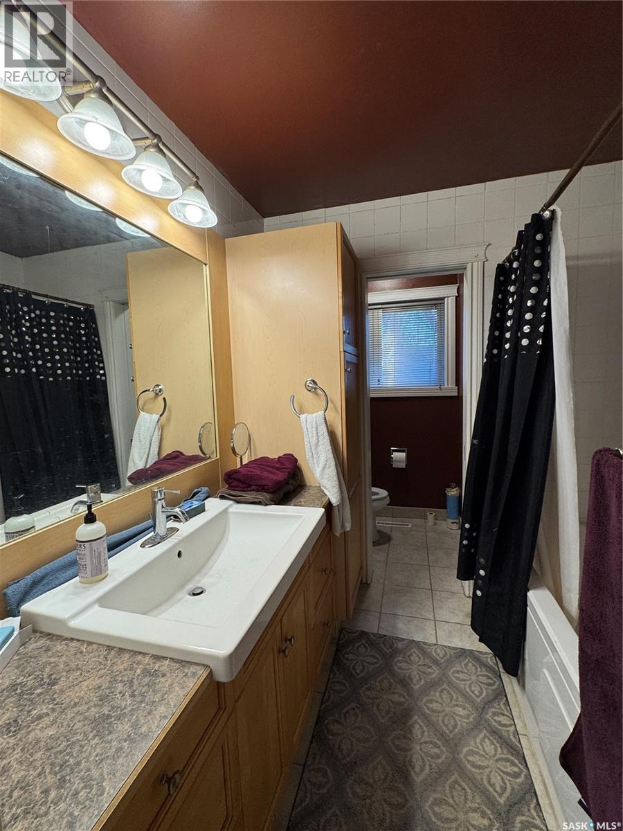 41 Halleran Crescent, Regina, Saskatchewan  S4R 3Z5 - Photo 12 - SK024308