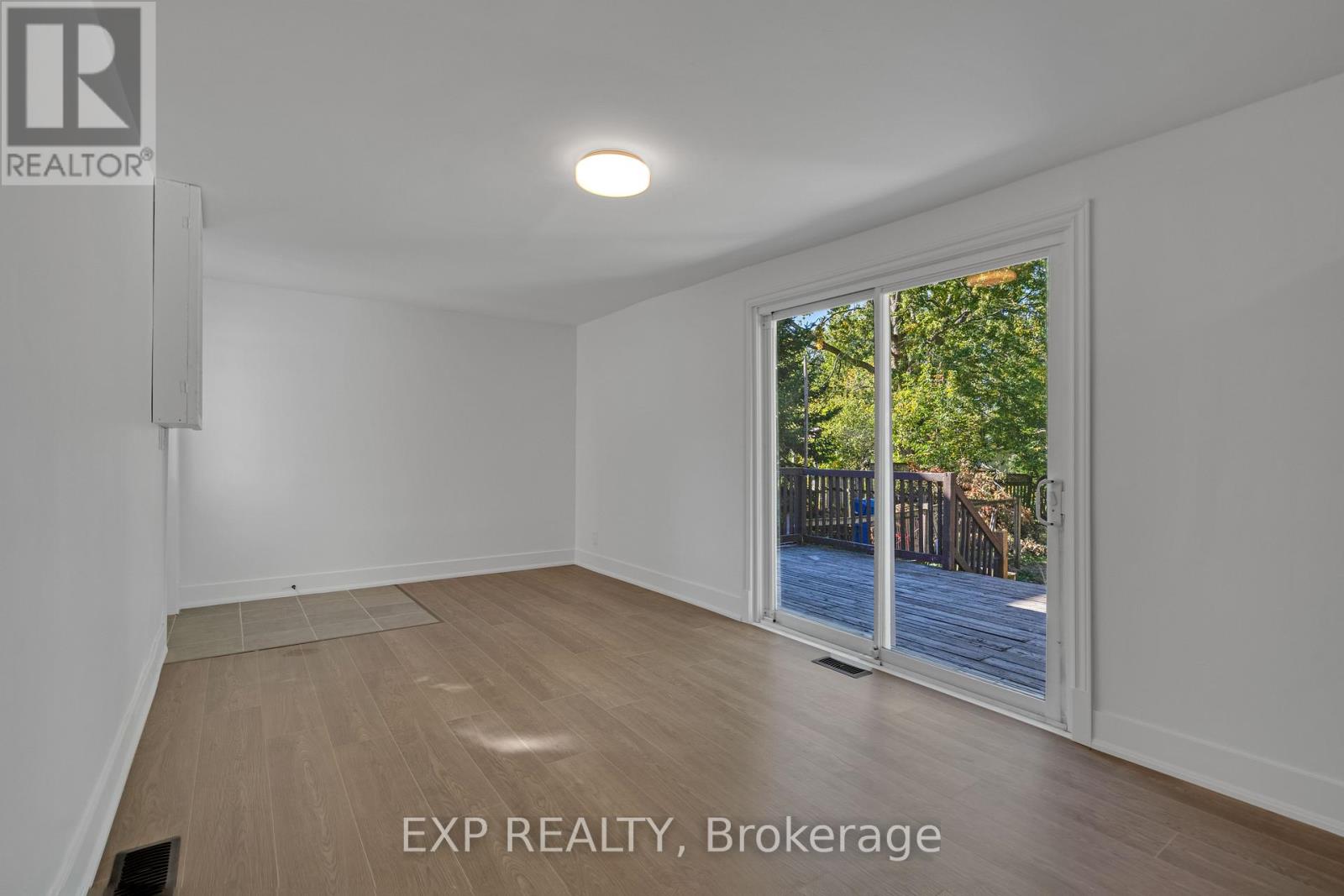 269 Moffat Street, Orillia, Ontario  L3V 4E9 - Photo 9 - S12481971