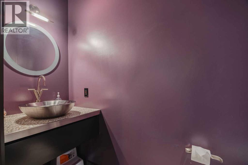 43 Westbluff Place, Rural Rocky View County, Alberta  T3Z 3N9 - Photo 40 - A2255360