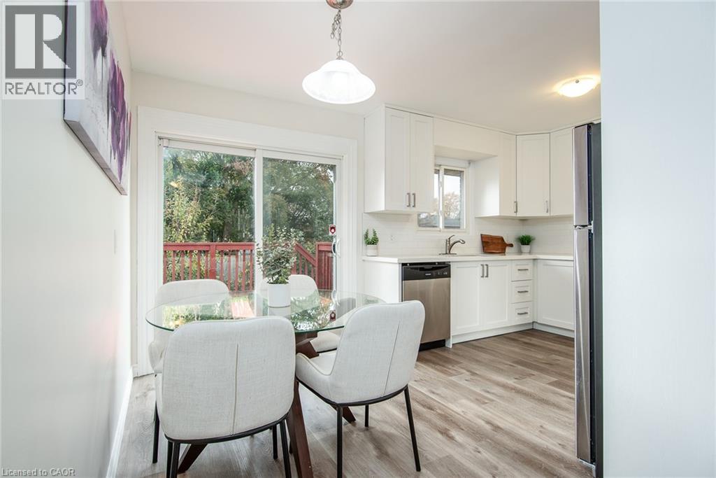 63 Ellis Crescent S, Waterloo, Ontario N2J 2B5 - Photo 15 - 40785631