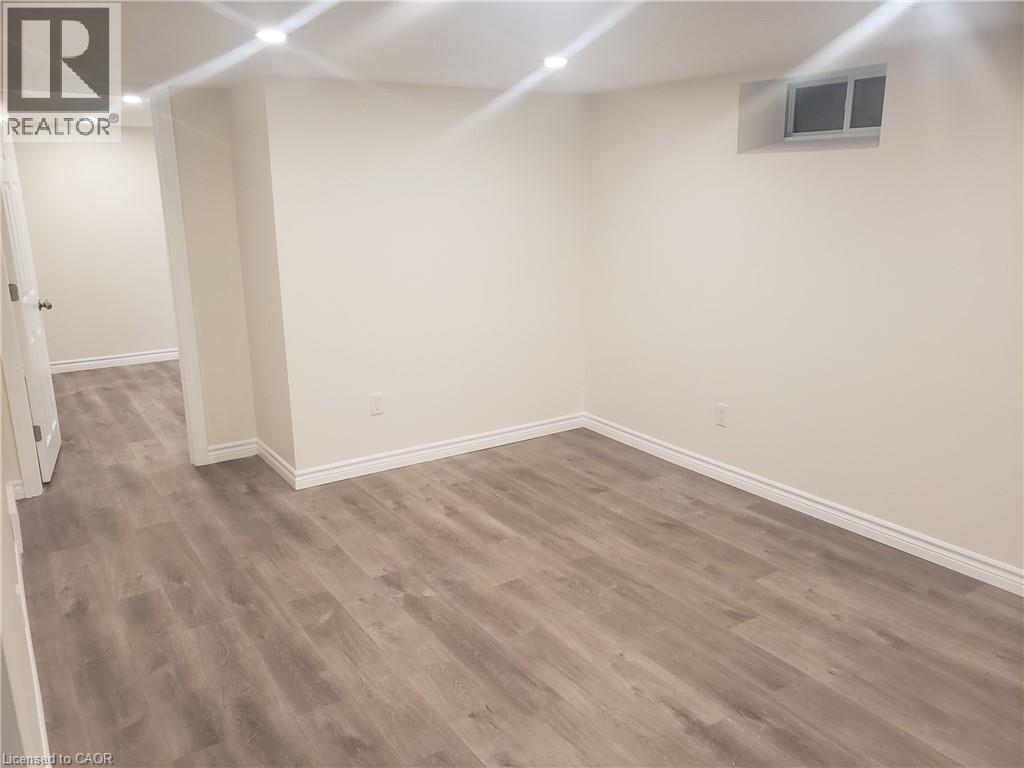 63 Ellis Crescent S, Waterloo, Ontario N2J 2B5 - Photo 39 - 40785631