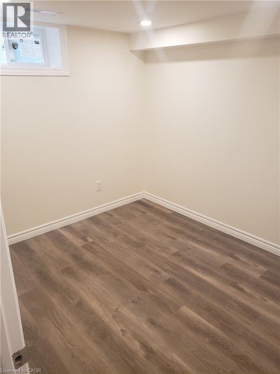 63 Ellis Crescent S, Waterloo, Ontario N2J 2B5 - Photo 44 - 40785631