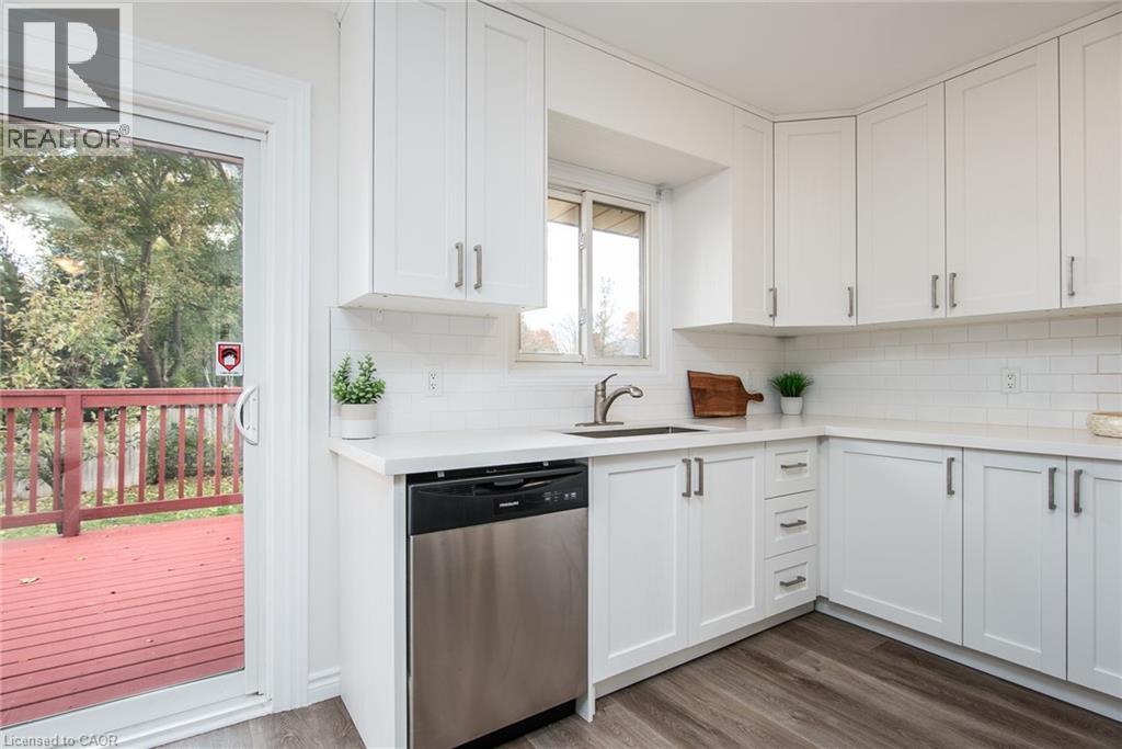 63 Ellis Crescent S, Waterloo, Ontario N2J 2B5 - Photo 19 - 40785631