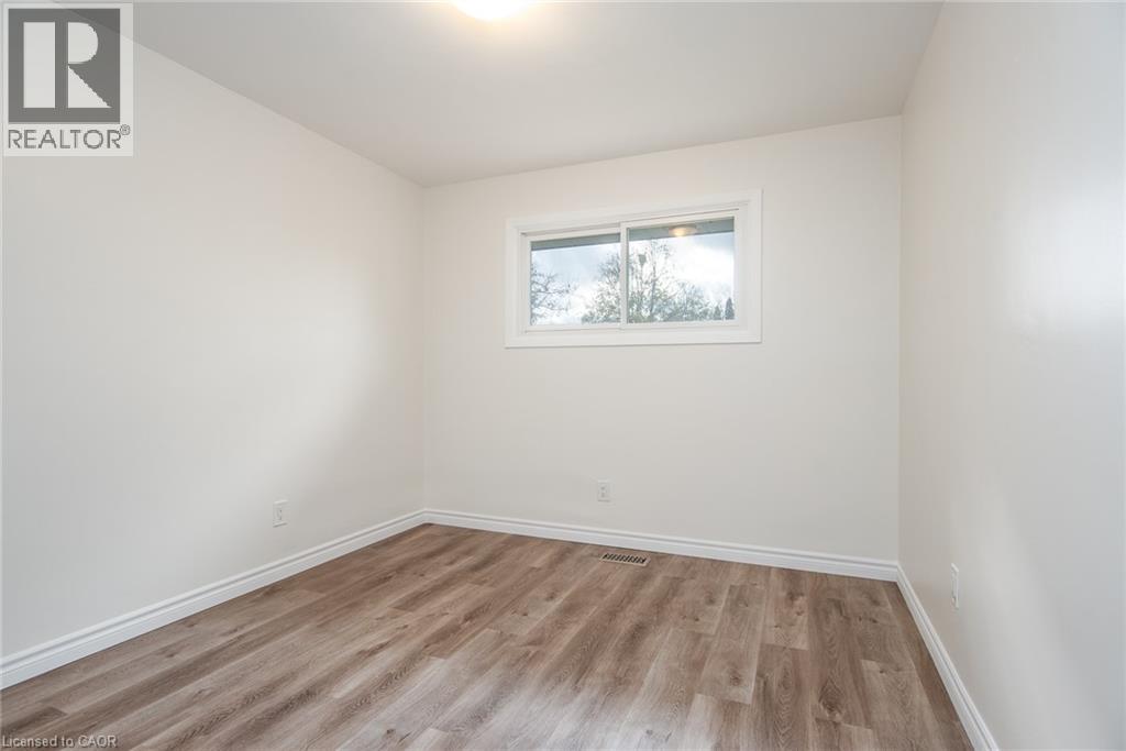 63 Ellis Crescent S, Waterloo, Ontario N2J 2B5 - Photo 28 - 40785631