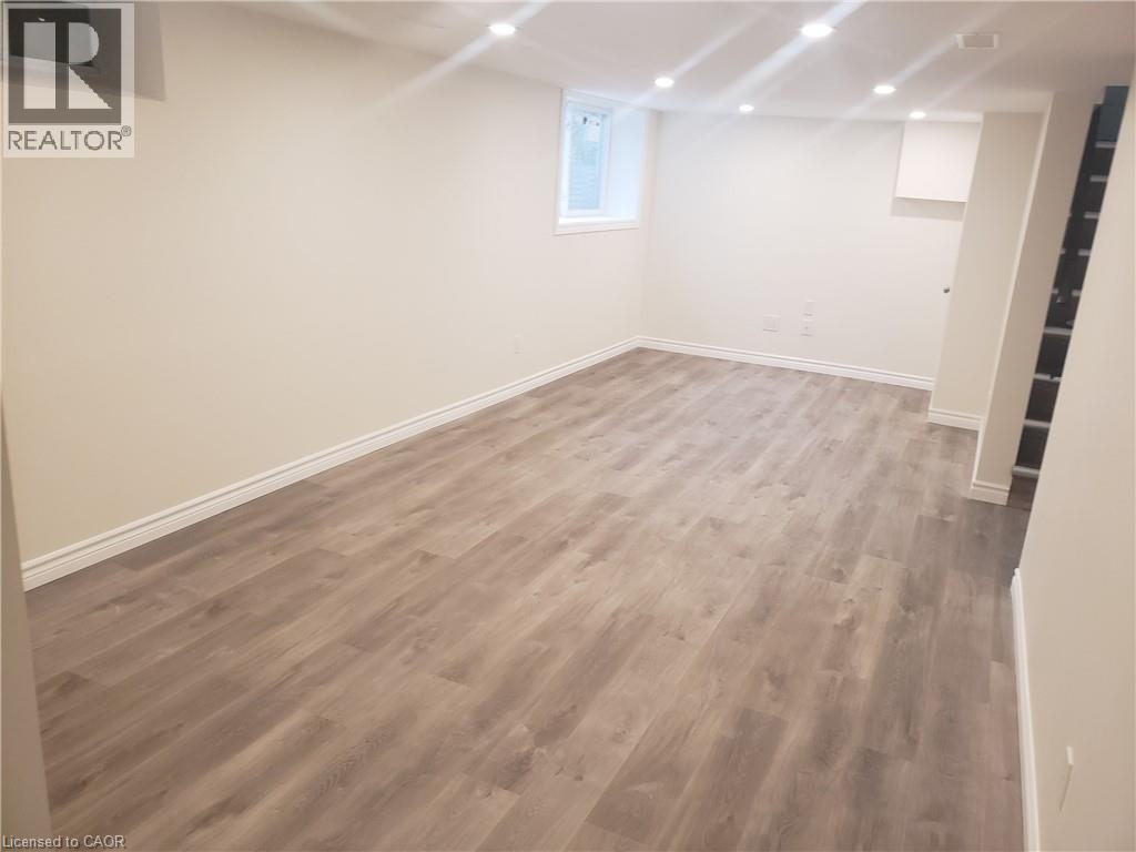 63 Ellis Crescent S, Waterloo, Ontario N2J 2B5 - Photo 41 - 40785631