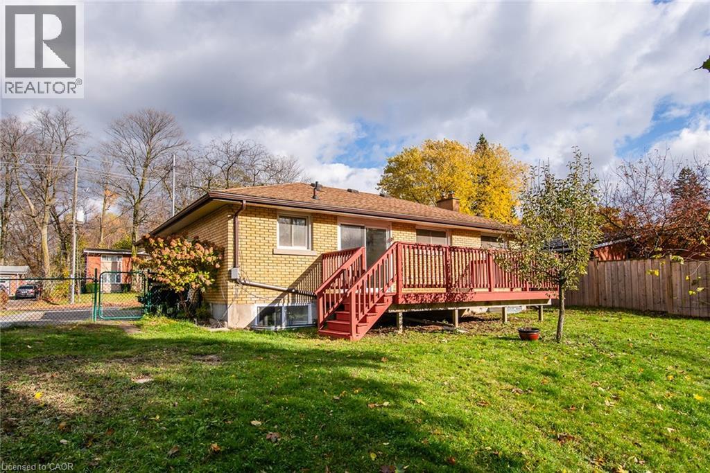 63 Ellis Crescent S, Waterloo, Ontario N2J 2B5 - Photo 46 - 40785631