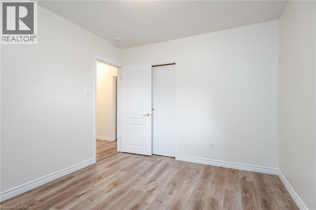 63 Ellis Crescent S, Waterloo, Ontario N2J 2B5 - Photo 30 - 40785631