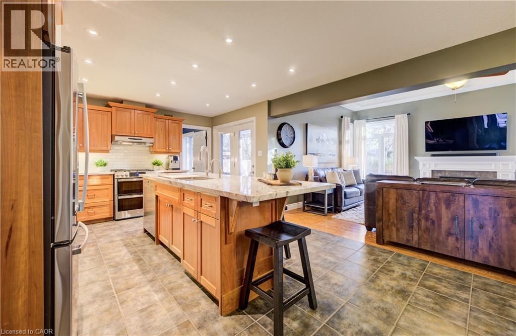 183 Brookmead Street, Elmira, Ontario  N3B 0A2 - Photo 6 - 40787461