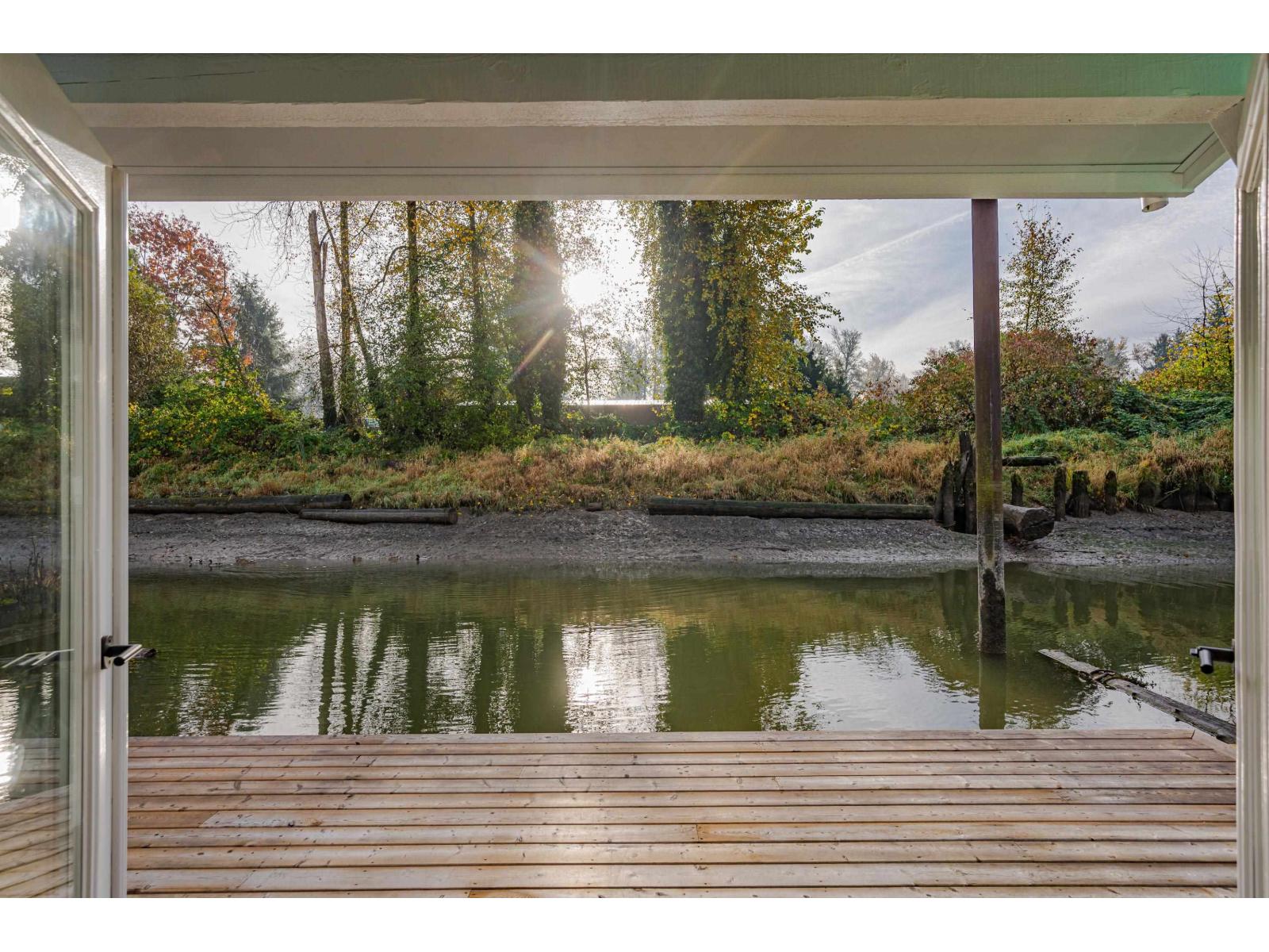 2w 20837 Louie Crescent, Langley, British Columbia  V1M 3H7 - Photo 2 - R3063716