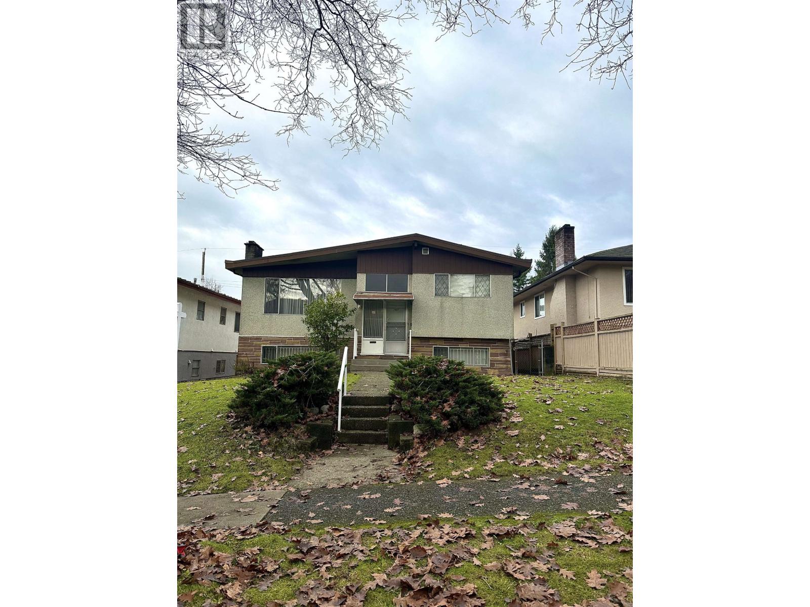 2007 E 2nd Avenue, Vancouver, British Columbia  V5N 1E6 - Photo 3 - R3066348