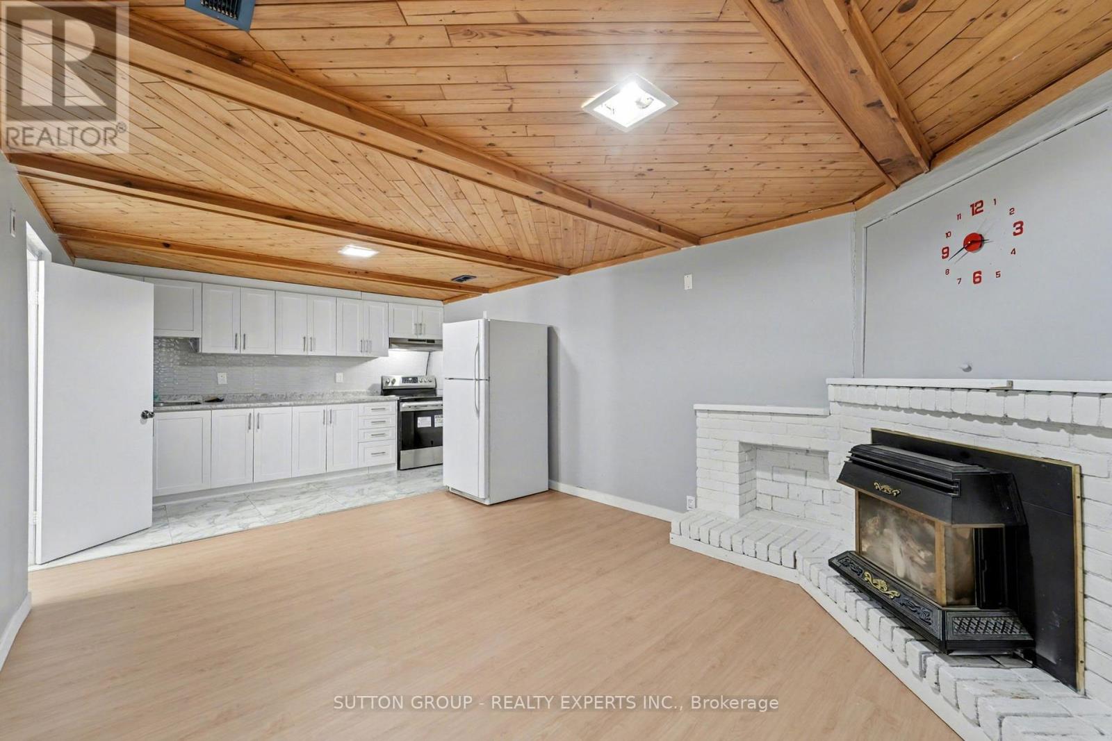 893 Cromwell Street, Woodstock, Ontario  N4S 5B4 - Photo 25 - X12558930