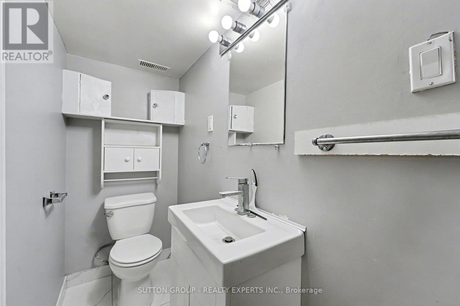 893 Cromwell Street, Woodstock, Ontario  N4S 5B4 - Photo 32 - X12558930