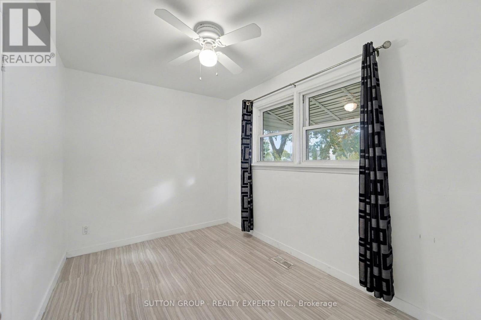 893 Cromwell Street, Woodstock, Ontario  N4S 5B4 - Photo 9 - X12558930