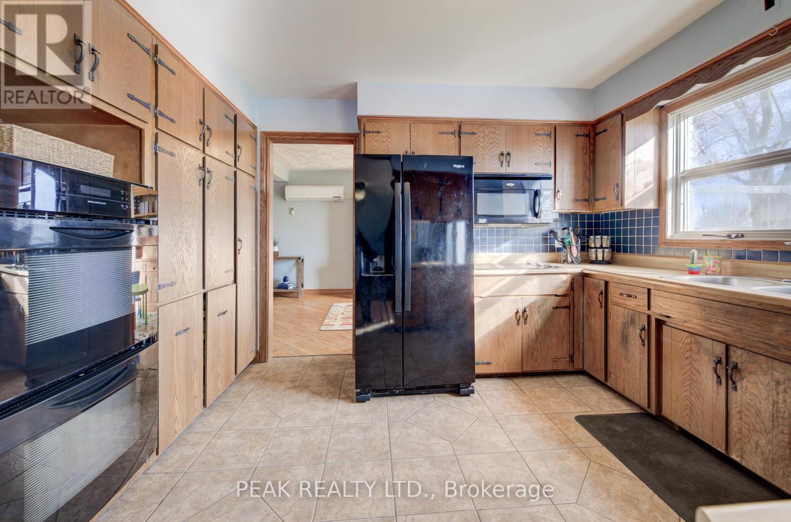 202 Rudy Avenue, East Zorra-Tavistock, Ontario  N0B 2R0 - Photo 11 - X12558980