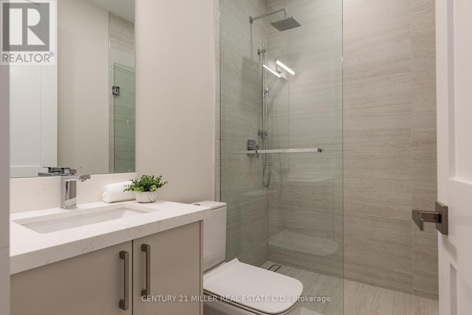 414 Belvenia Road, Burlington, Ontario L7L 2G6 - Photo 17 - W12537828