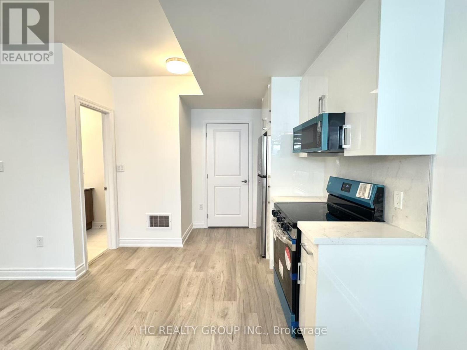 3219 Crystal Drive, Oakville, Ontario  L6M 5S8 - Photo 38 - W12552360