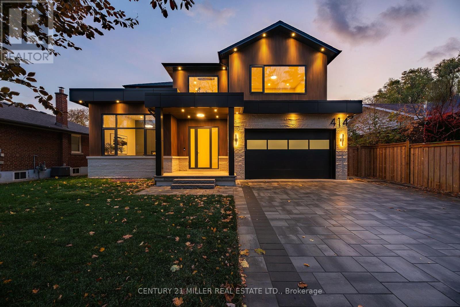 414 Belvenia Road, Burlington, Ontario L7L 2G6 - Photo 2 - W12537828