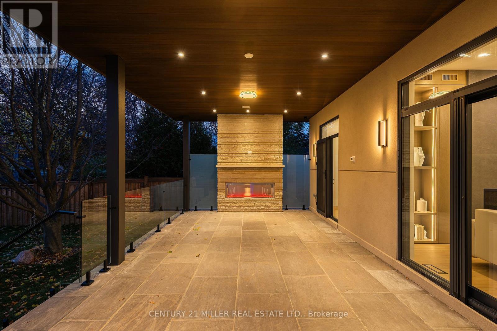 414 Belvenia Road, Burlington, Ontario L7L 2G6 - Photo 47 - W12537828