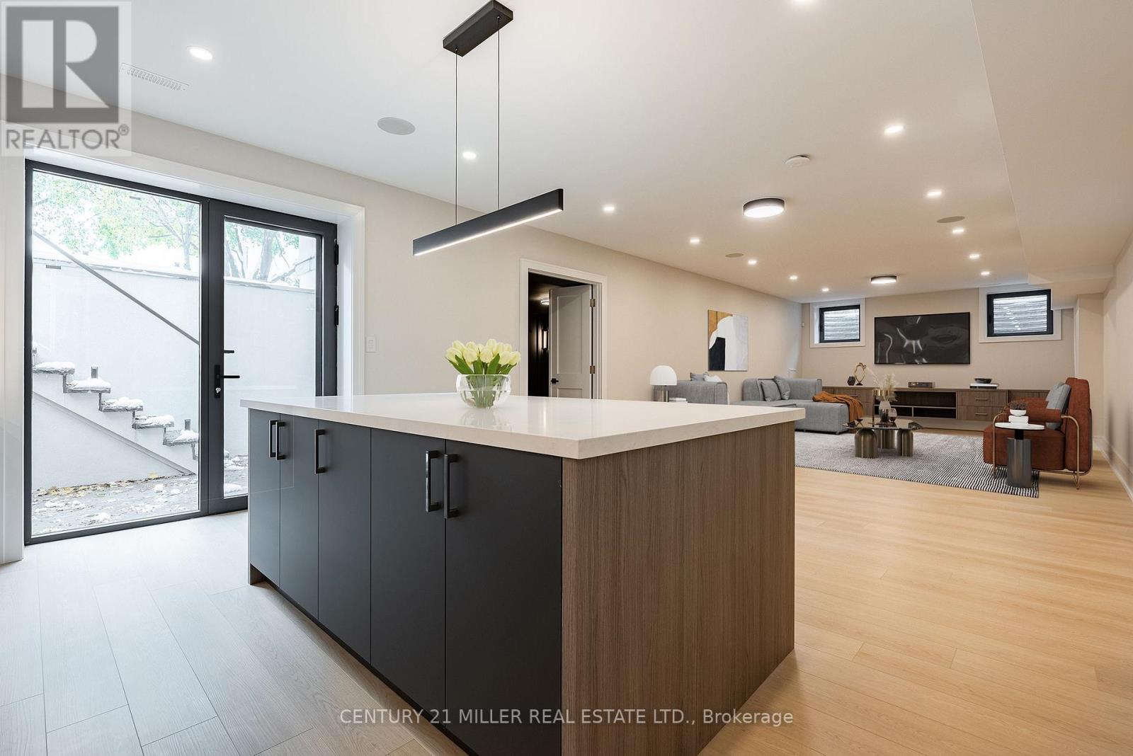 414 Belvenia Road, Burlington, Ontario L7L 2G6 - Photo 35 - W12537828