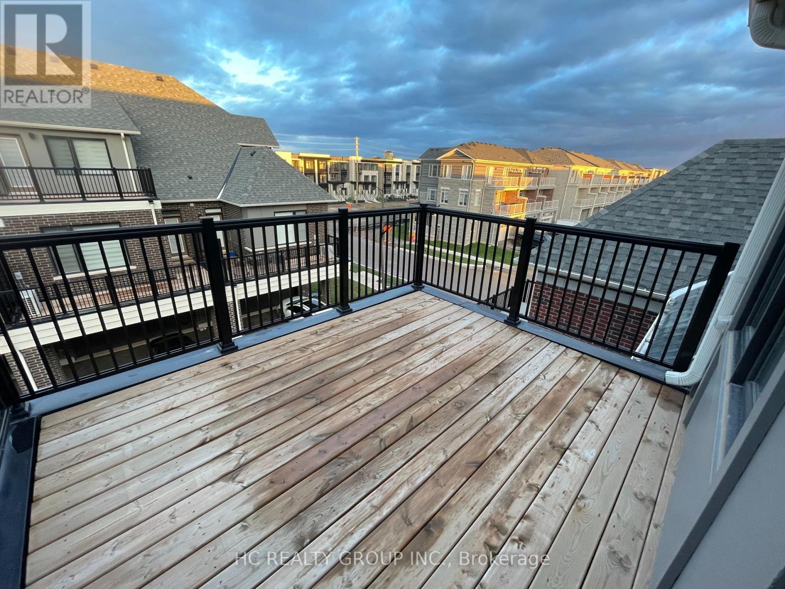 3219 Crystal Drive, Oakville, Ontario  L6M 5S8 - Photo 30 - W12552360