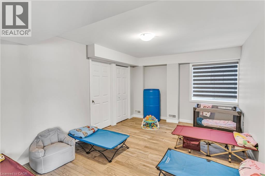 916 Dunnigan Court Unit# Lower, Kitchener, Ontario  N2B 0A8 - Photo 10 - 40789361