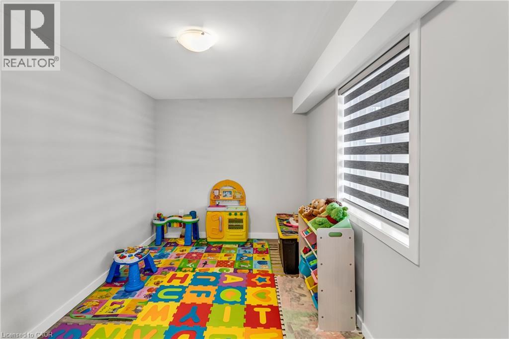 916 Dunnigan Court Unit# Lower, Kitchener, Ontario  N2B 0A8 - Photo 9 - 40789361