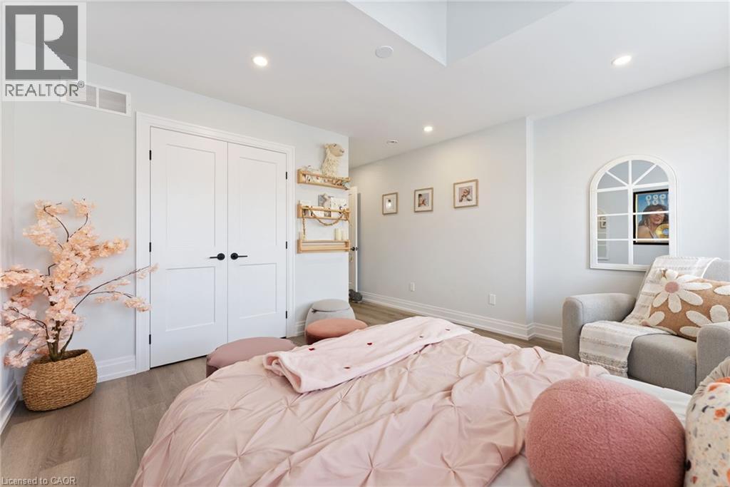 10 Granite Ridge Trail, Waterdown, Ontario  L8B 1Y4 - Photo 36 - 40784178