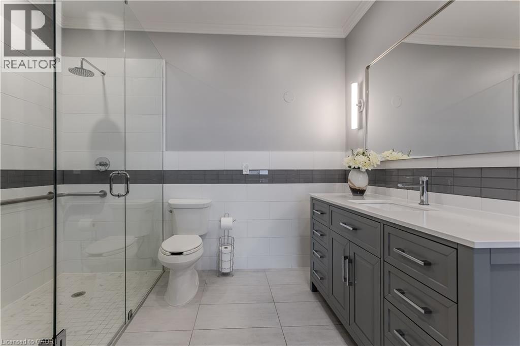 1270 Maple Crossing Boulevard Unit# Ph2, Burlington, Ontario  L7S 2J3 - Photo 15 - 40787630