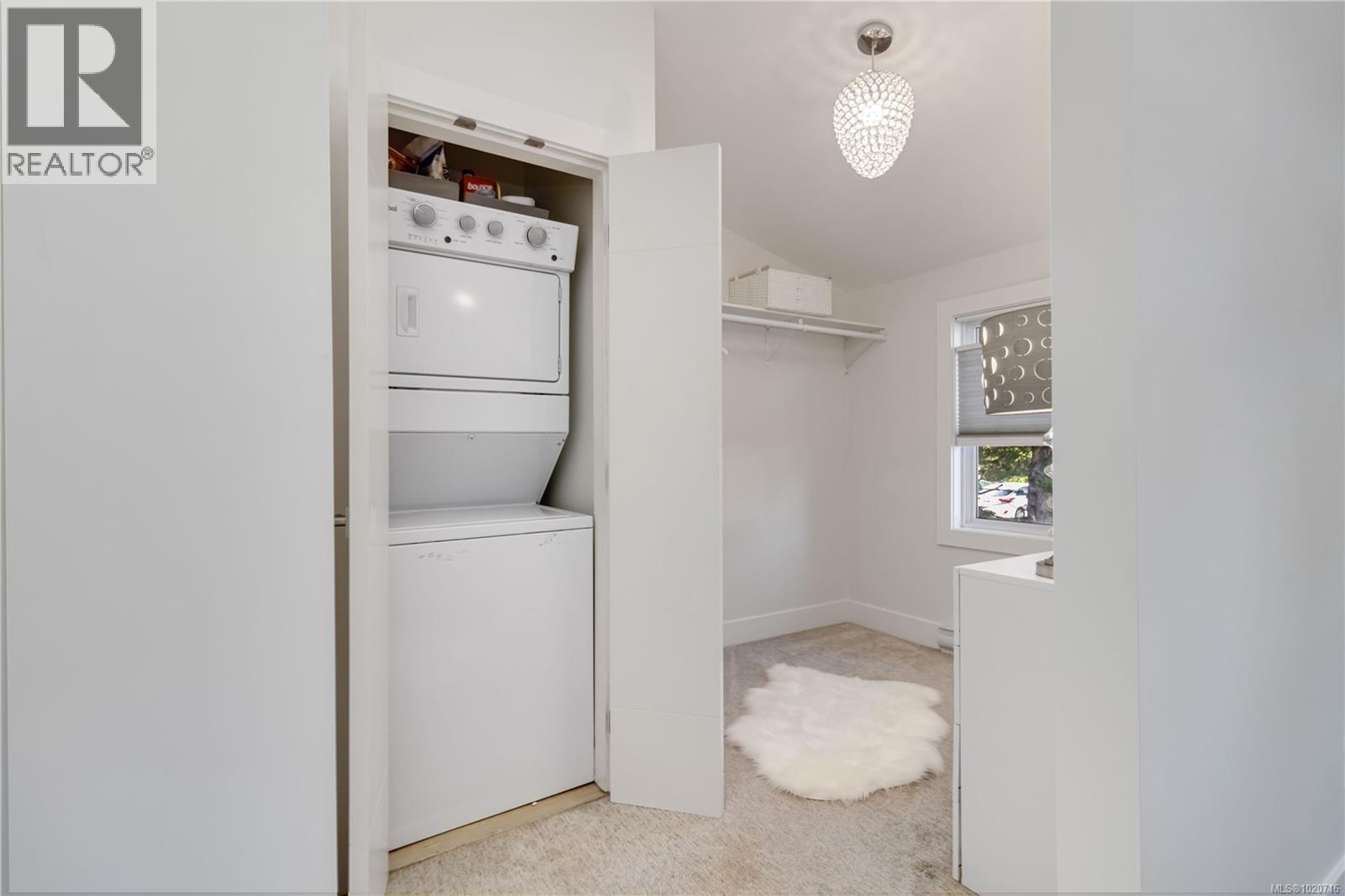 126 Rendall St, Victoria, British Columbia  V8V 2E5 - Photo 23 - 1020716