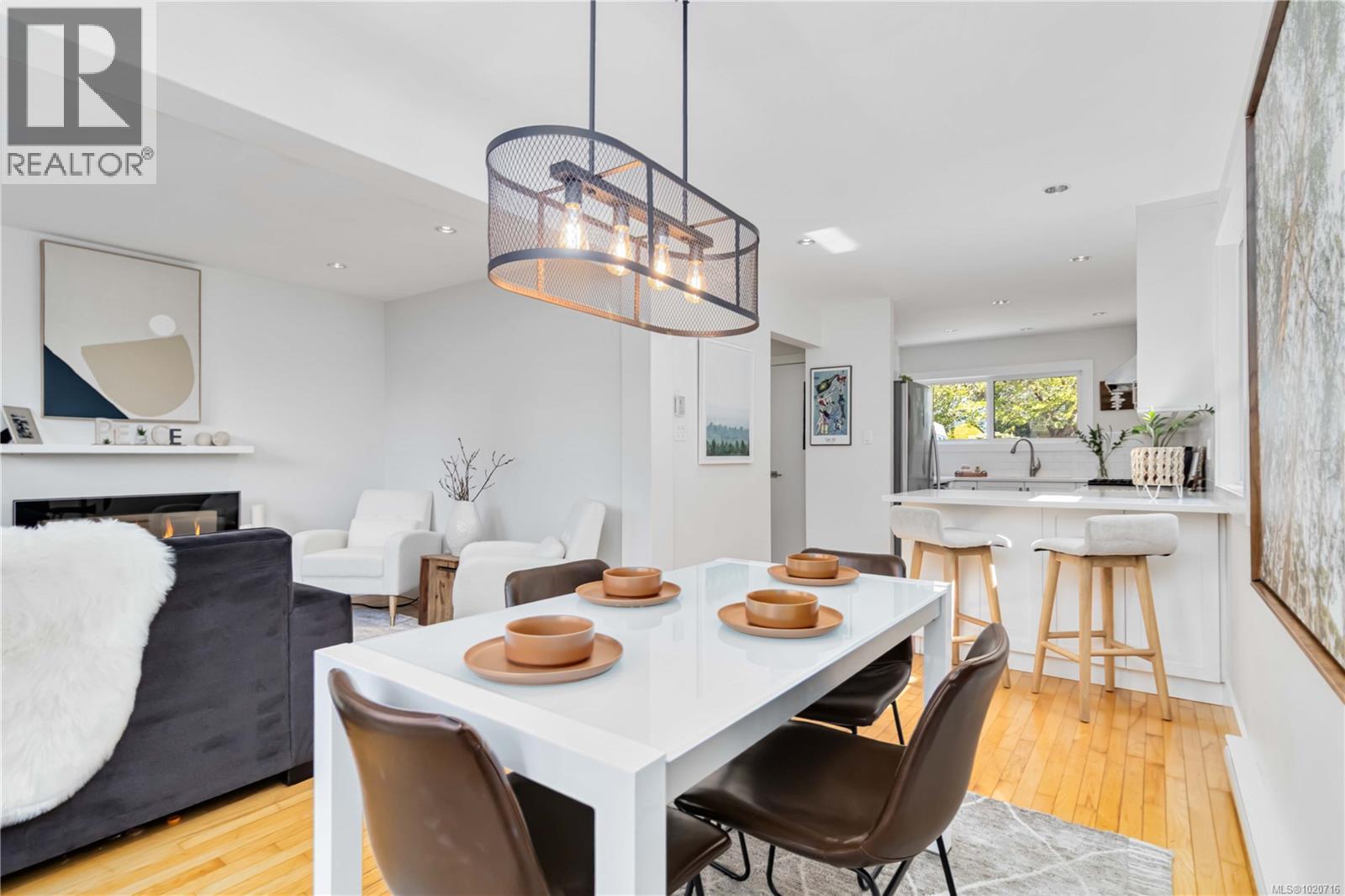 126 Rendall St, Victoria, British Columbia  V8V 2E5 - Photo 18 - 1020716