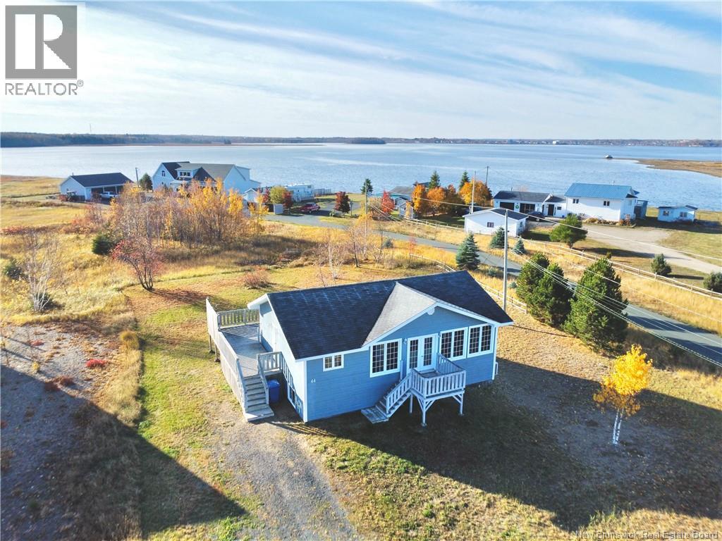 44 Bayshore Drive, Bathurst, New Brunswick