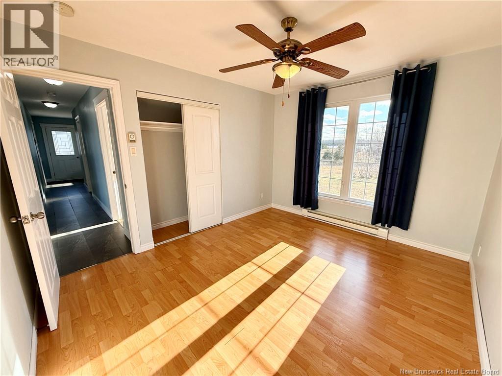 44 Bayshore Drive, Bathurst, New Brunswick  E2A 6A4 - Photo 11 - NB130335