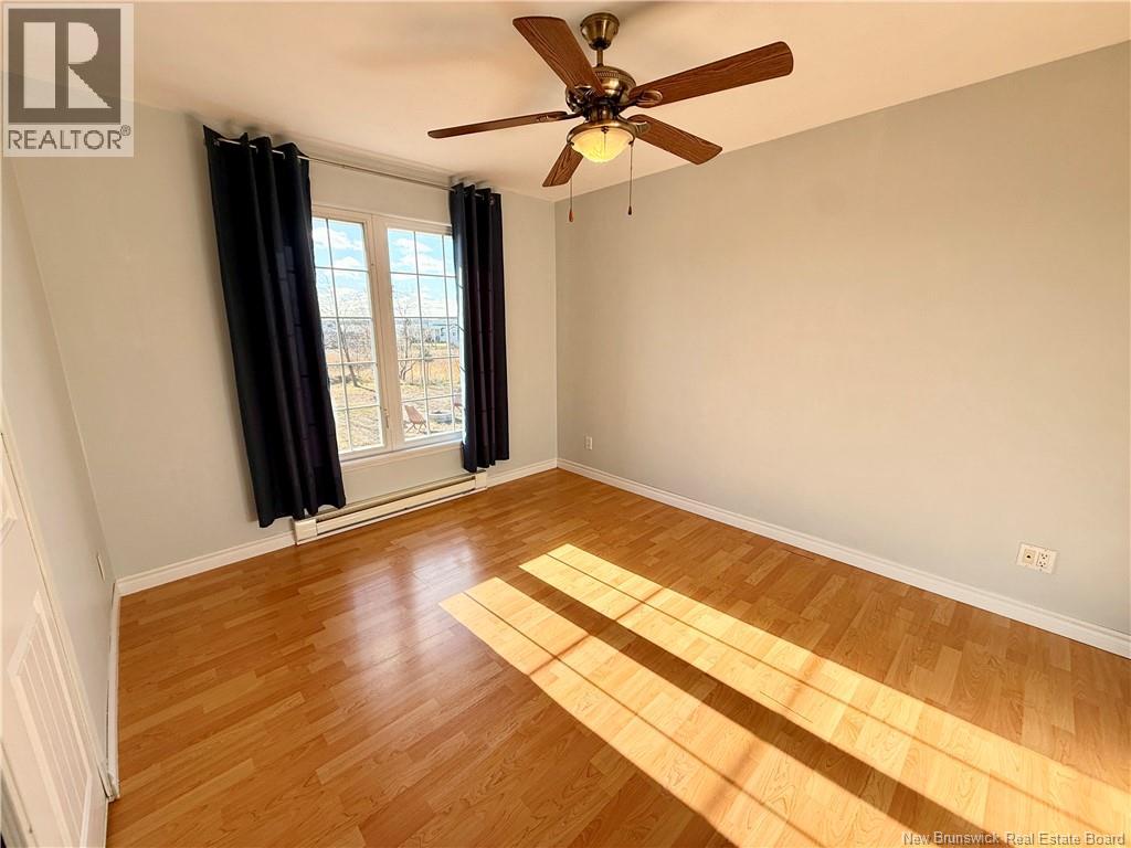 44 Bayshore Drive, Bathurst, New Brunswick  E2A 6A4 - Photo 12 - NB130335