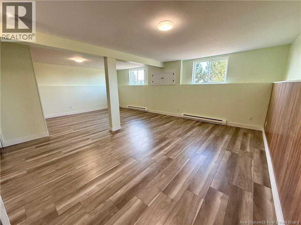 44 Bayshore Drive, Bathurst, New Brunswick  E2A 6A4 - Photo 17 - NB130335