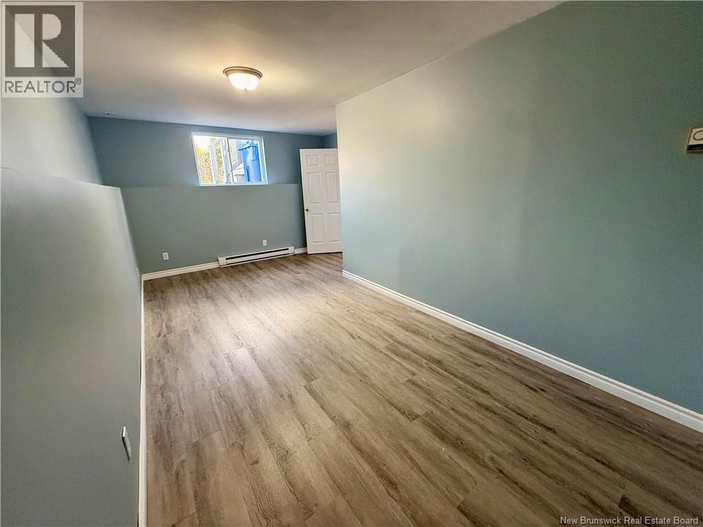 44 Bayshore Drive, Bathurst, New Brunswick  E2A 6A4 - Photo 23 - NB130335