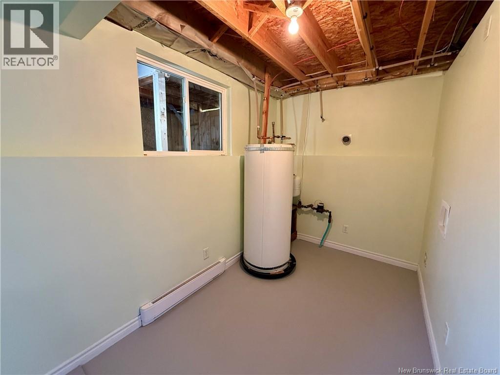 44 Bayshore Drive, Bathurst, New Brunswick  E2A 6A4 - Photo 24 - NB130335