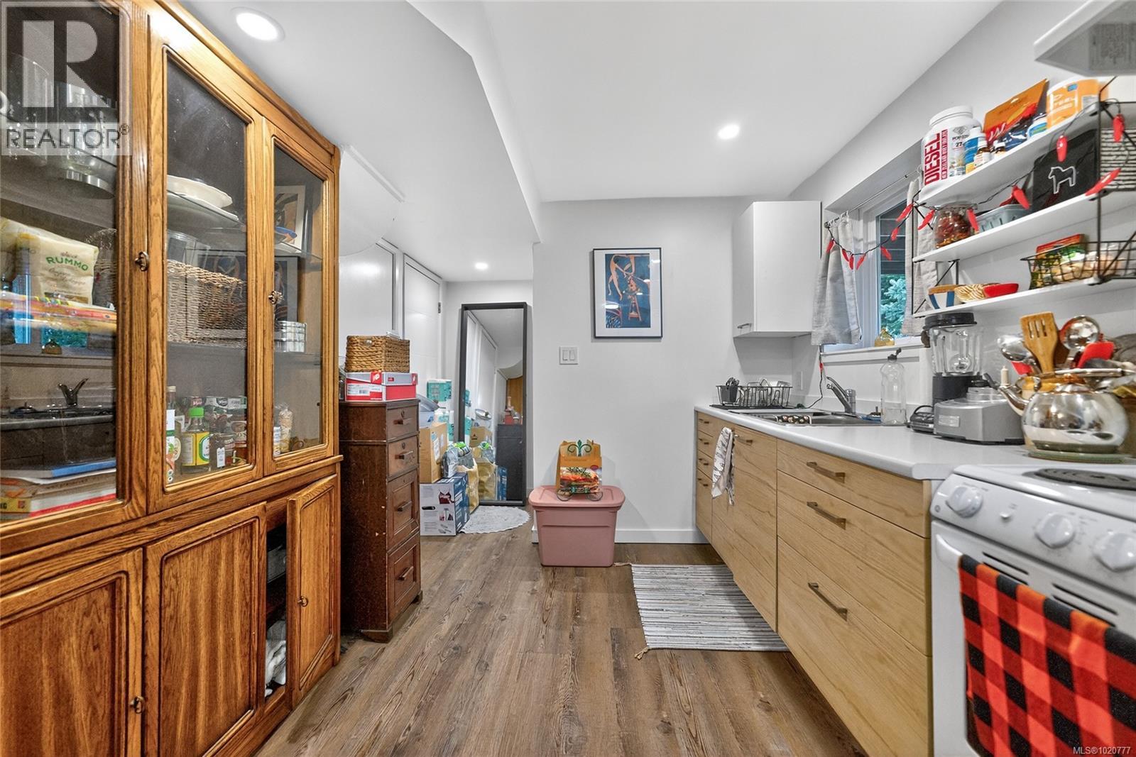 7330 Millard Dr, Lantzville, British Columbia  V0R 2H0 - Photo 34 - 1020777