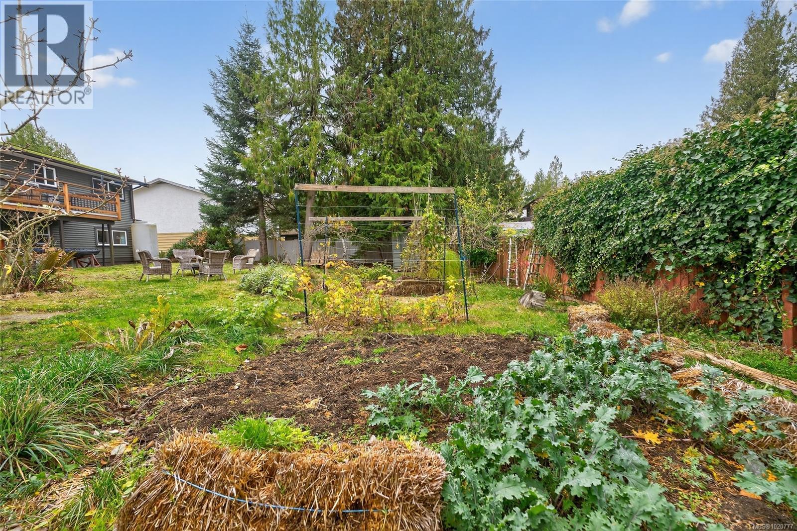 7330 Millard Dr, Lantzville, British Columbia  V0R 2H0 - Photo 43 - 1020777