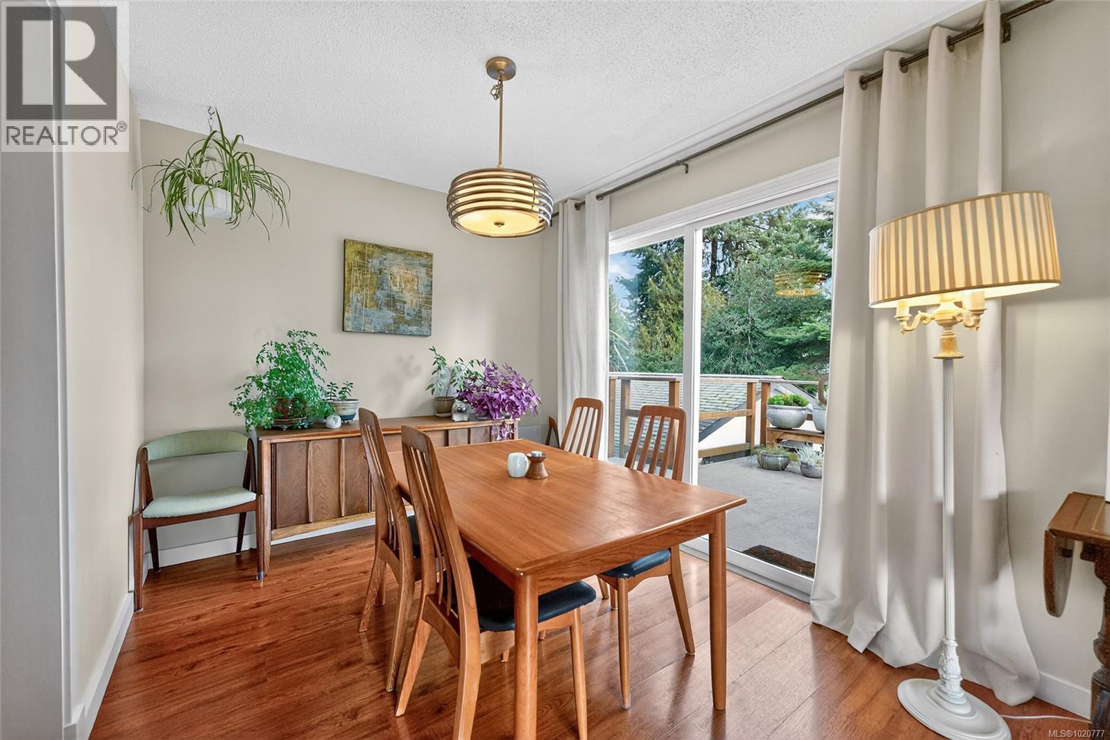 7330 Millard Dr, Lantzville, British Columbia  V0R 2H0 - Photo 6 - 1020777