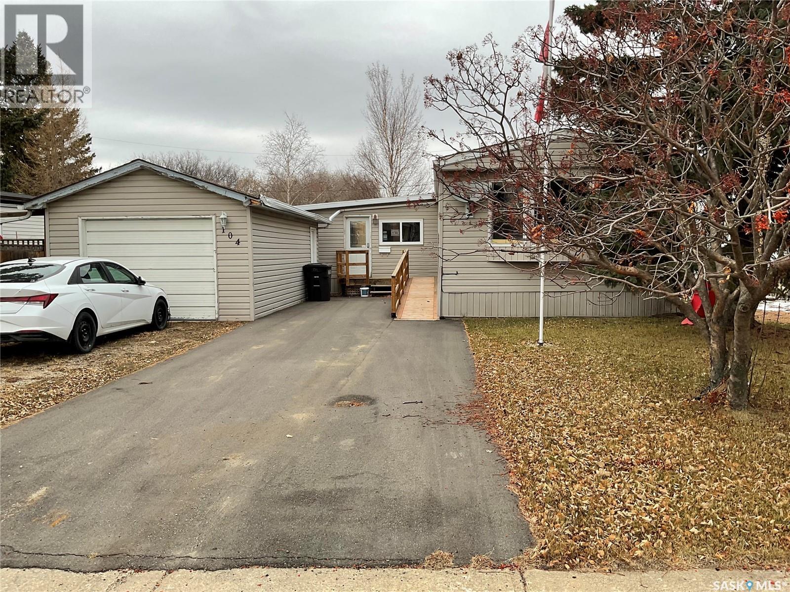 104 5a Street S, Wakaw, Saskatchewan  S0K 4P0 - Photo 27 - SK024347