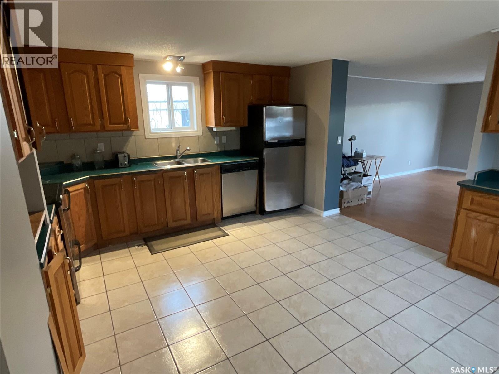 104 5a Street S, Wakaw, Saskatchewan  S0K 4P0 - Photo 4 - SK024347