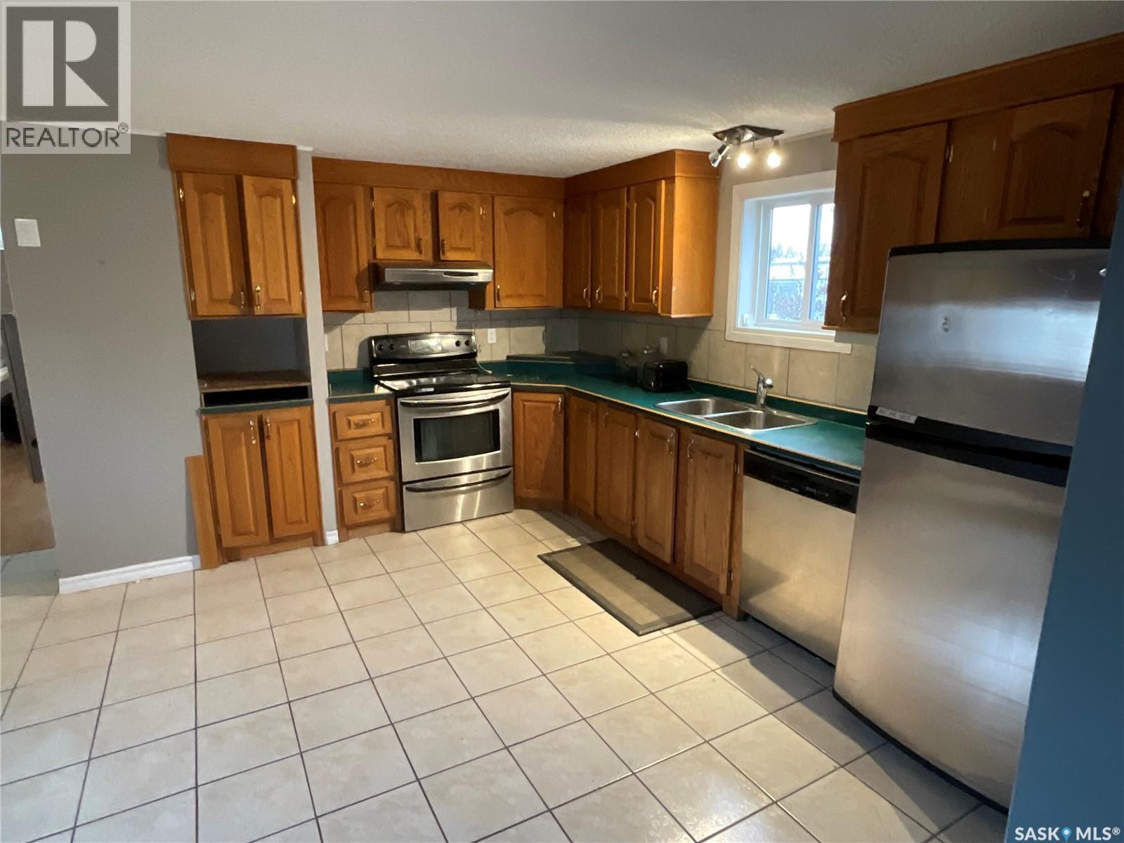 104 5a Street S, Wakaw, Saskatchewan  S0K 4P0 - Photo 6 - SK024347