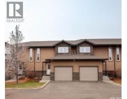 13 502 Rempel MANOR Stonebridge