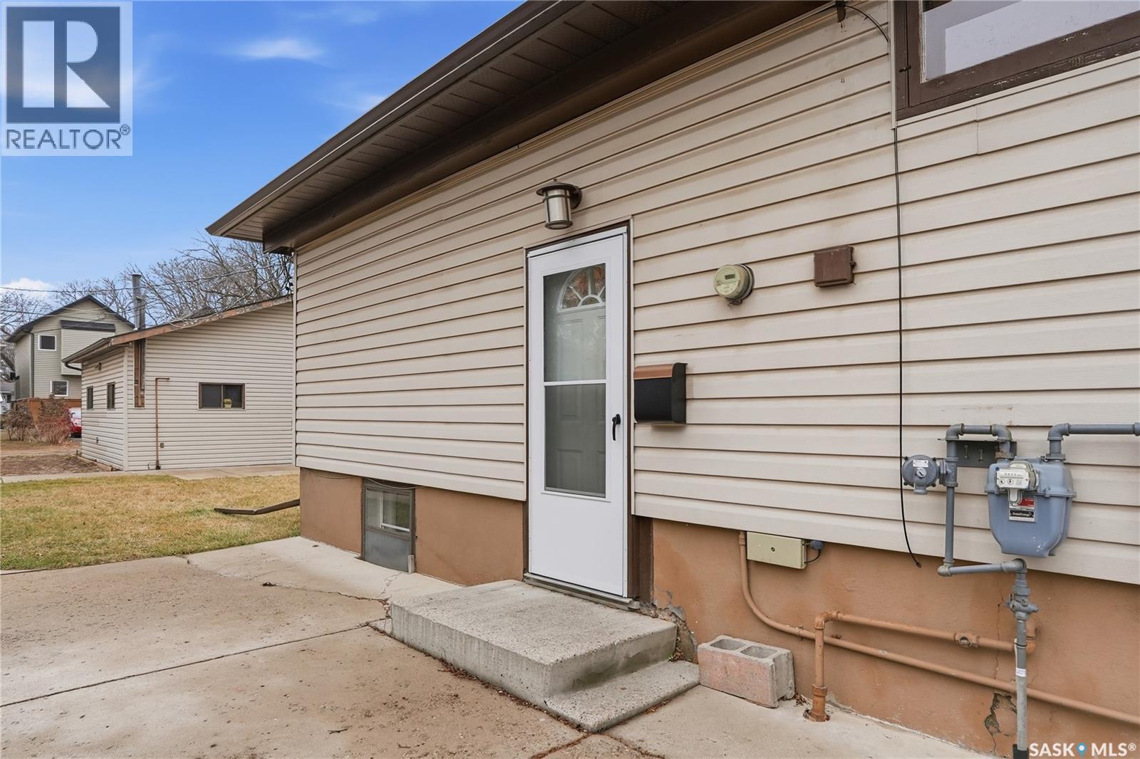 2120 St Andrews Avenue, Saskatoon, Saskatchewan  S7M 0M1 - Photo 27 - SK024329