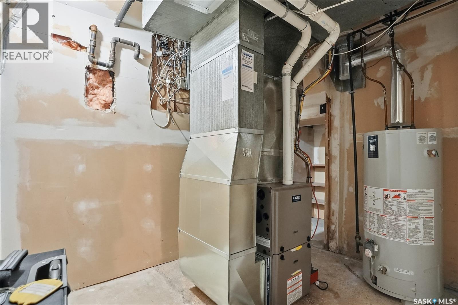 2120 St Andrews Avenue, Saskatoon, Saskatchewan  S7M 0M1 - Photo 37 - SK024329