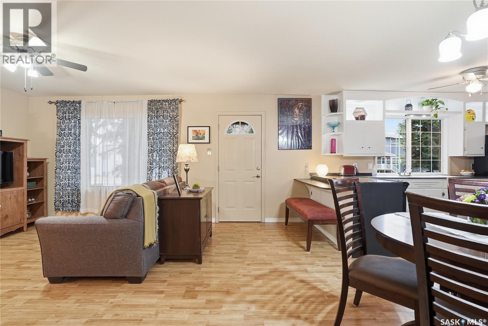 2120 St Andrews Avenue, Saskatoon, Saskatchewan  S7M 0M1 - Photo 4 - SK024329