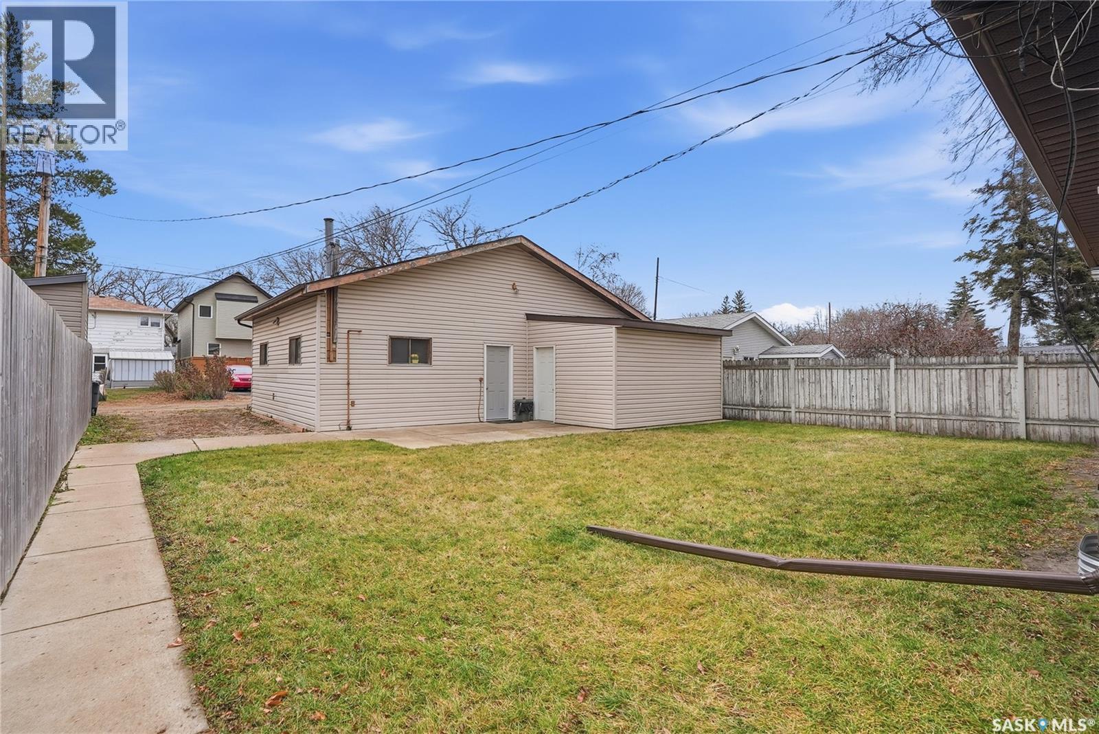 2120 St Andrews Avenue, Saskatoon, Saskatchewan  S7M 0M1 - Photo 43 - SK024329